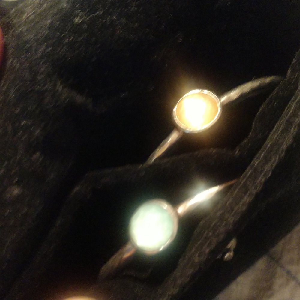 Ippolita Silver Bracelets with greenish blue and peachy Stones - Picture 11 of 15